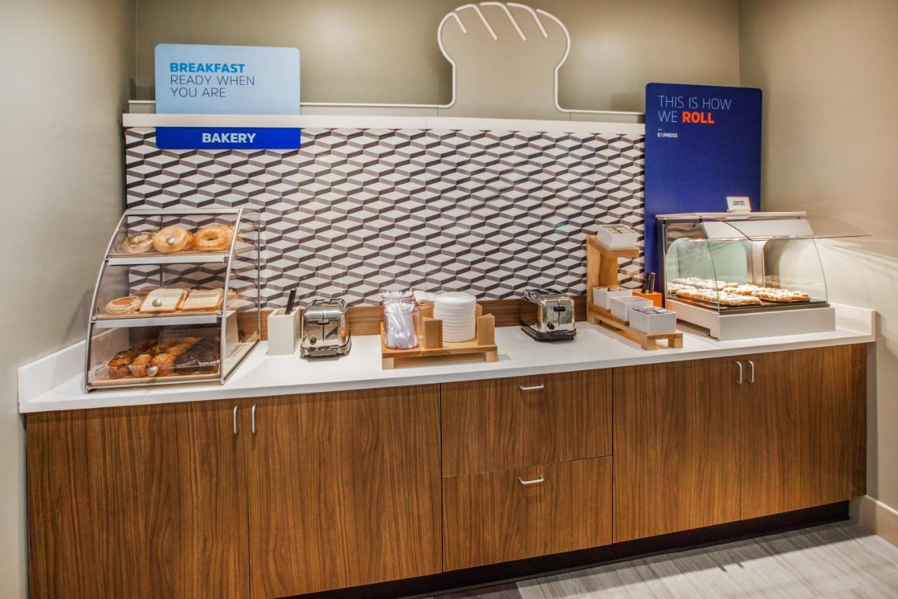 Holiday Inn Express & Suites - Bullhead City By Ihg Esterno foto