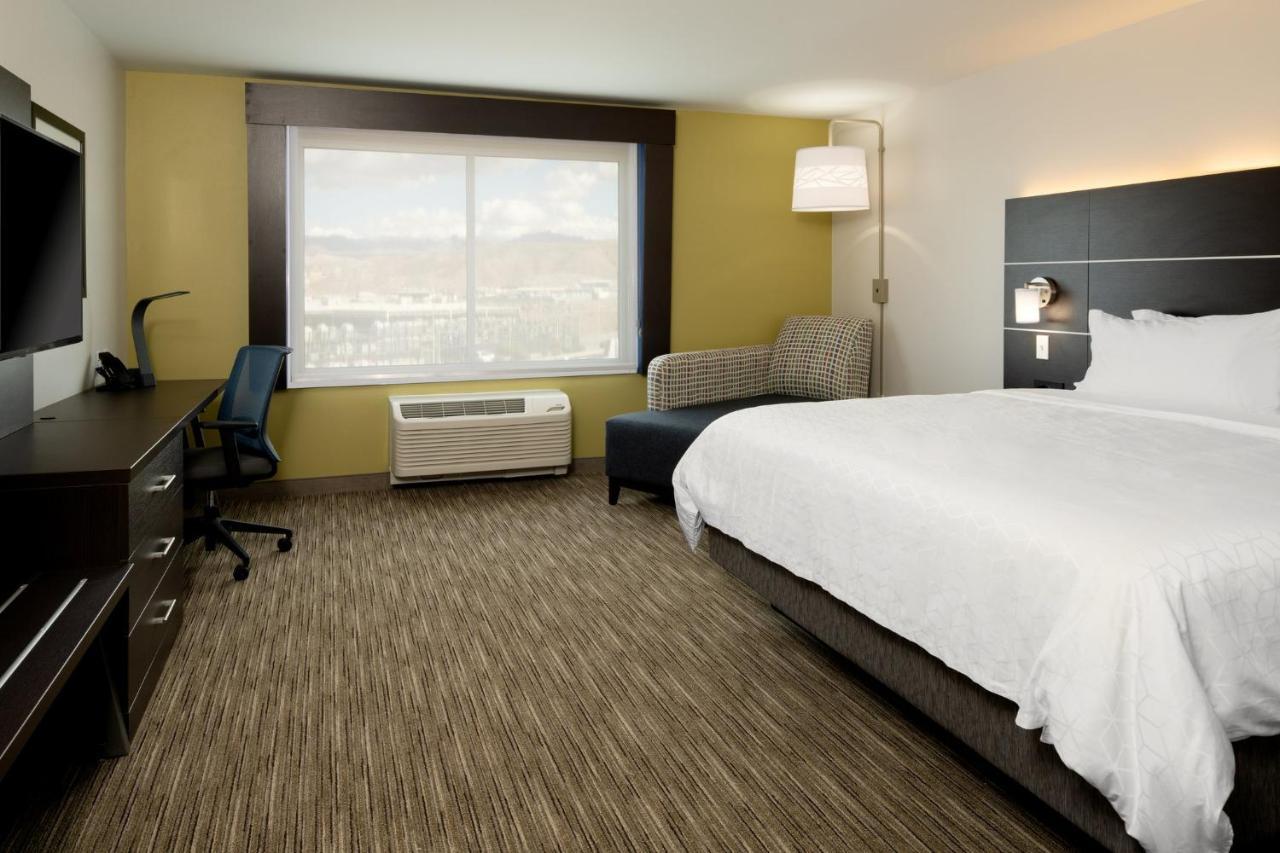 Holiday Inn Express & Suites - Bullhead City By Ihg Esterno foto